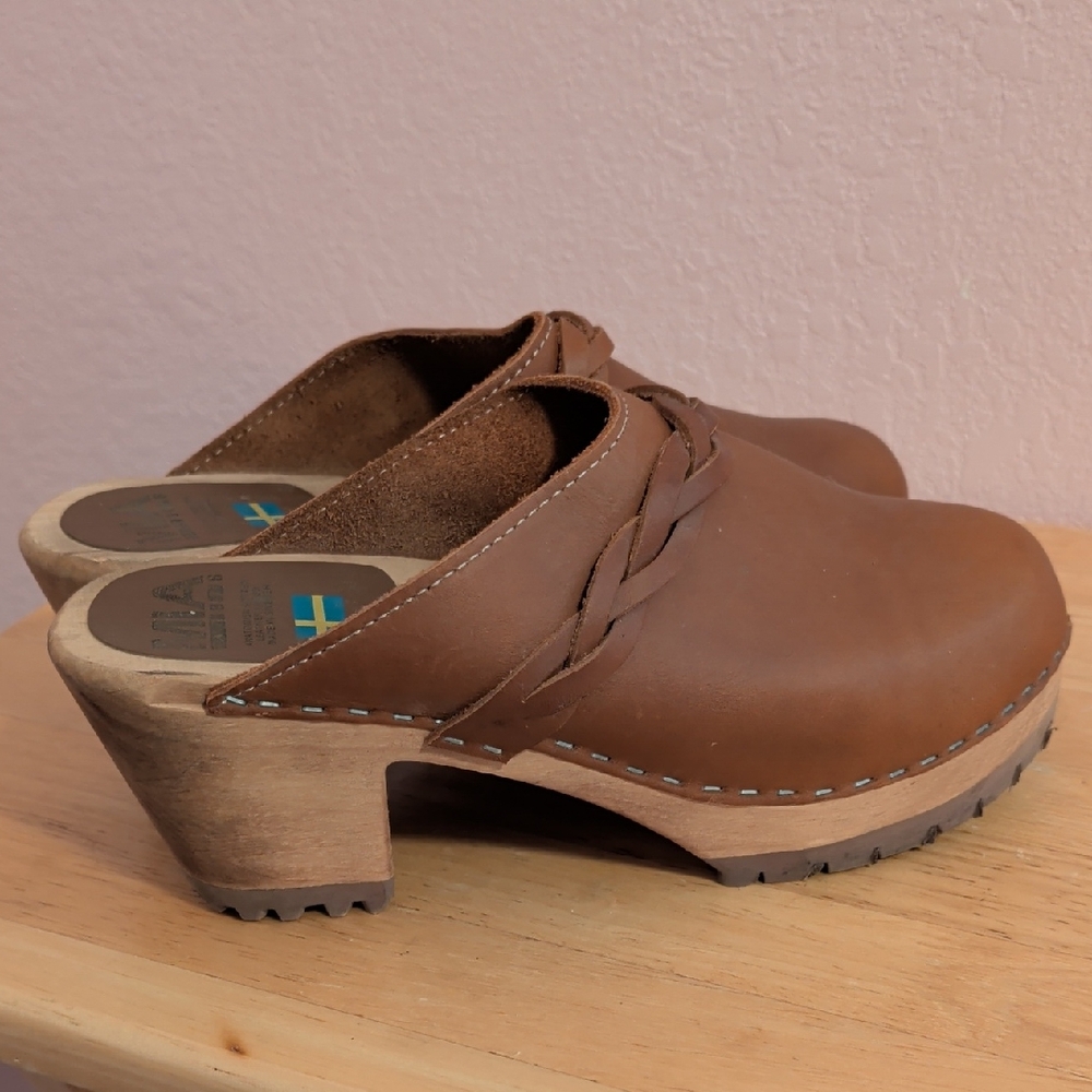 MIA Tan Leather Clogs Size 40